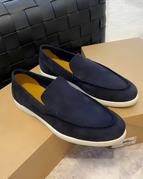 Donkerblauw